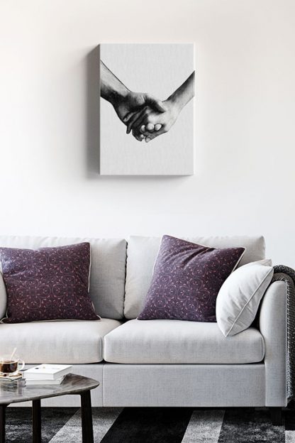 B&W Holding hands canvas in interior