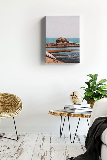 Rock and sea canvas